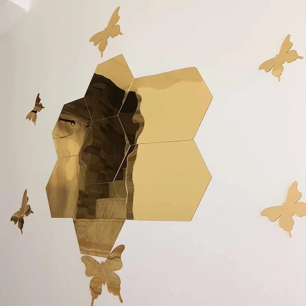 مرايا السداسيات - 7 سداسيات و 5 فراشات لون ذهبي