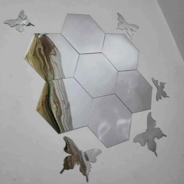 مرايا السداسيات - 7 سداسيات و 5 فراشات لون فضي
